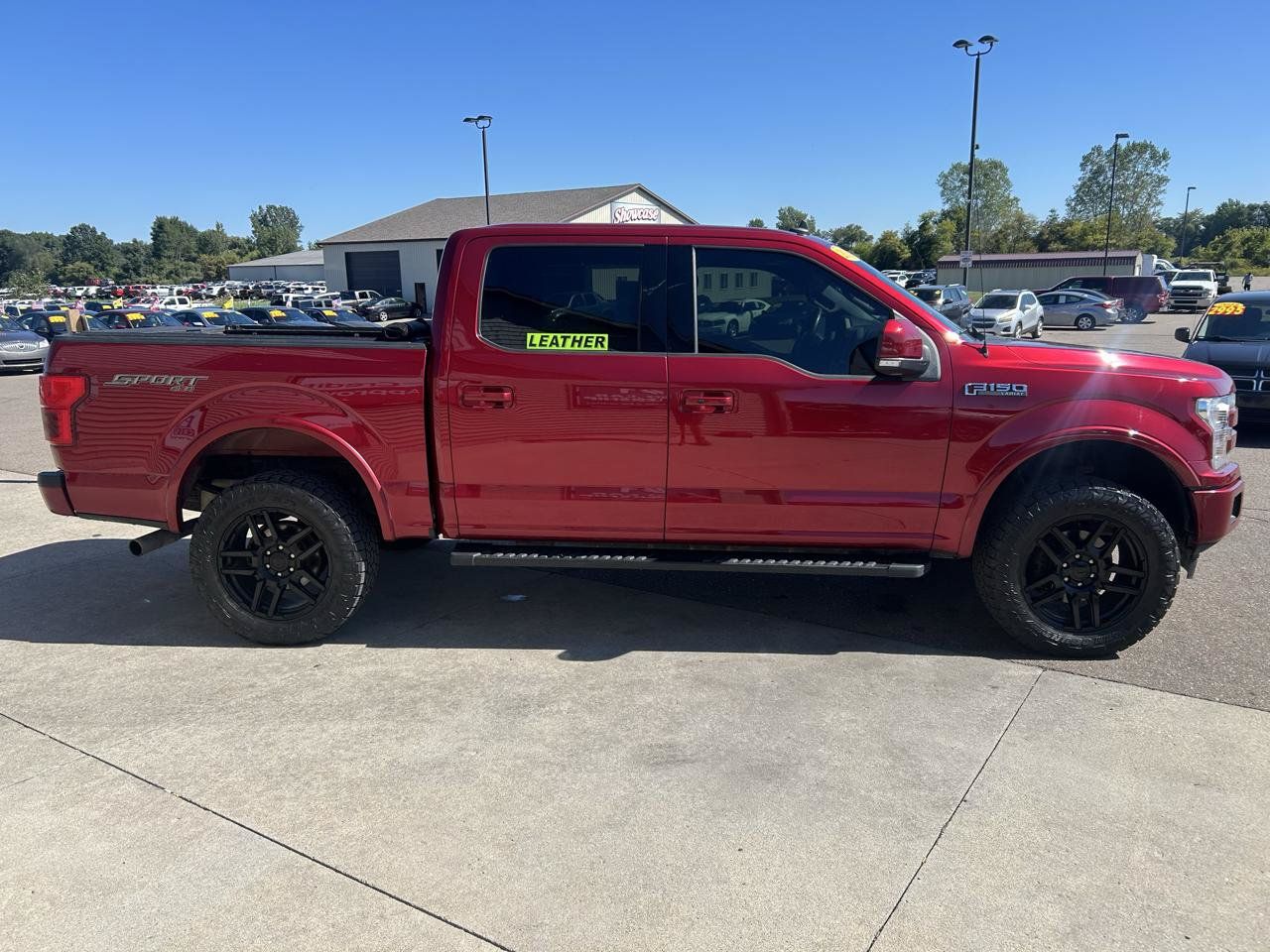 Used 2019 Ford F150 Lariat w/ Equipment Group 502A Luxury AWD/4WD image 4