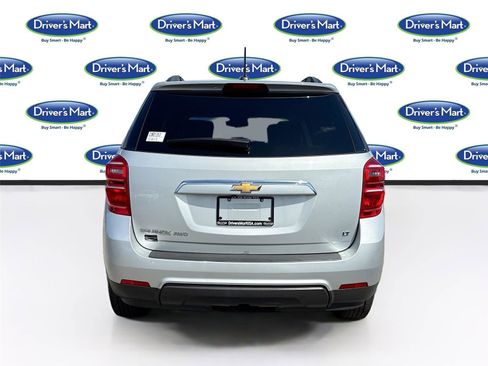 Used 2017 Chevrolet Equinox LT w/ Convenience Package AWD/4WD image 6