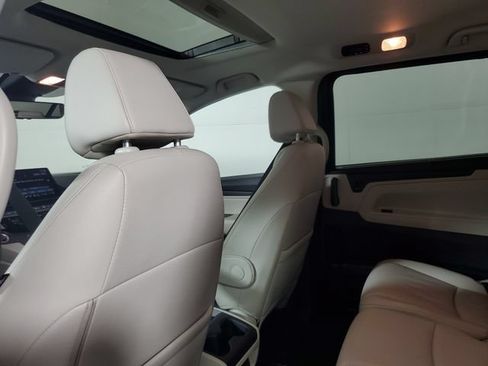 Used 2025 Honda Odyssey EX-L image 13