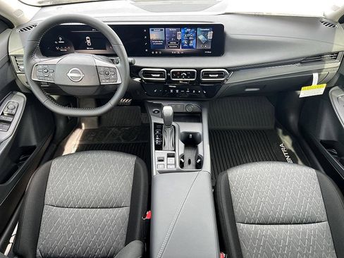 New 2026 Nissan Sentra SV image 9