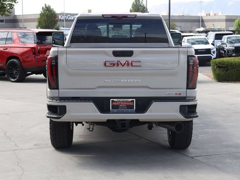 New 2026 GMC Sierra 3500 AT4 w/ AT4 Premium Plus Package AWD/4WD image 5