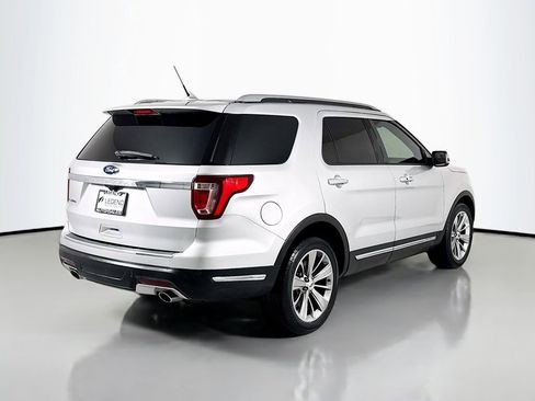 Used 2018 Ford Explorer Limited FWD image 5