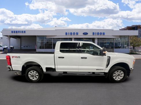 Certified 2024 Ford F350 XLT w/ FX4 Off-Road Package image 2