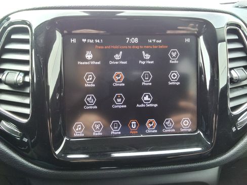 Used 2020 Jeep Compass Limited image 24