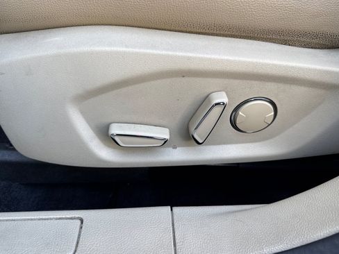 Used 2013 Ford Fusion SE FWD image 14