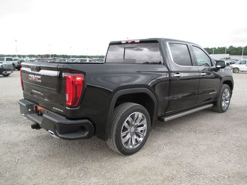 New 2026 GMC Sierra 1500 Denali w/ Denali Reserve Package AWD/4WD image 5