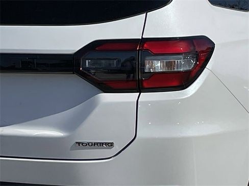 New 2025 Honda Pilot Touring image 7