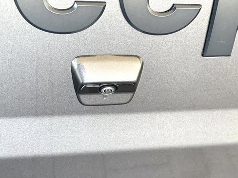 Used 2025 Jeep Gladiator Nighthawk image 43