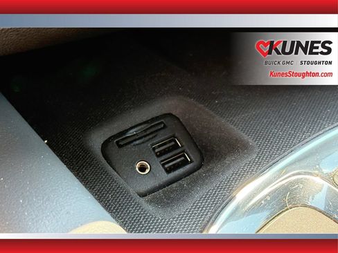 Used 2021 Buick Enclave Premium w/ Surround and Sites Package AWD/4WD image 34