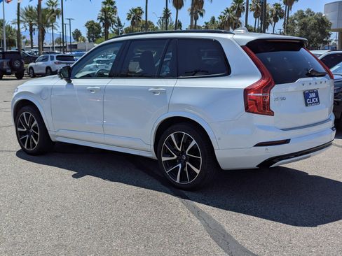 Used 2023 Volvo XC90 T8 Ultimate w/ Lounge Package AWD/4WD image 4