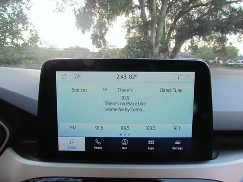 Used 2020 Ford Escape SE image 35