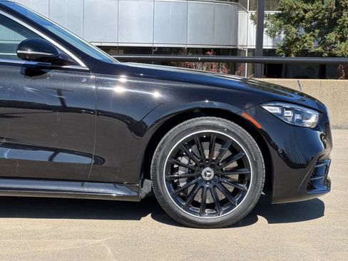 Certified 2022 Mercedes-Benz S 500 4MATIC image 40