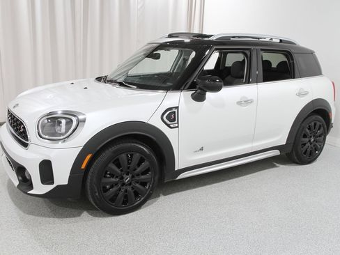 Certified 2024 MINI Cooper Countryman S image 3