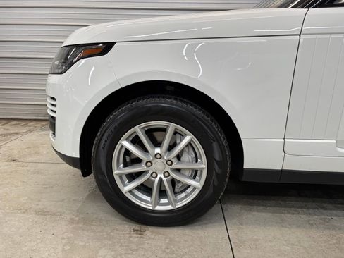 Used 2018 Land Rover Range Rover image 4