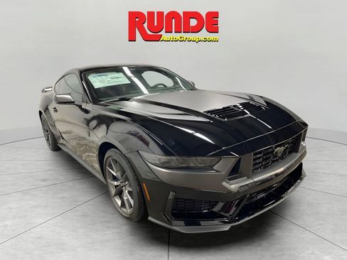 Used 2024 Ford Mustang Dark Horse image 7