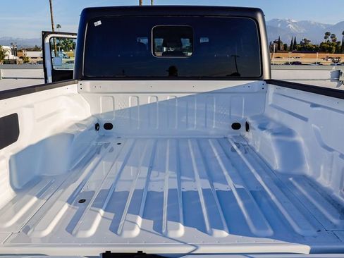 New 2026 Jeep Gladiator Willys image 31