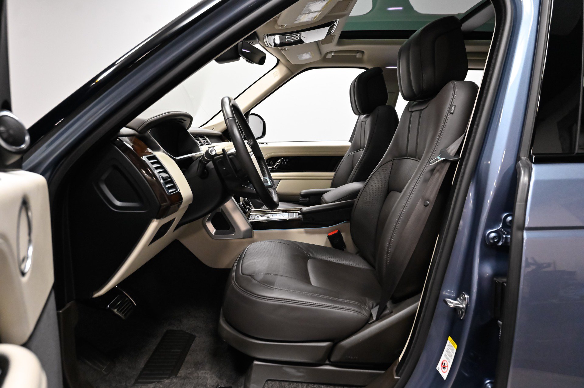 Used 2021 Land Rover Range Rover Westminster Edition AWD/4WD image 6