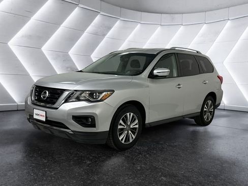 Used 2020 Nissan Pathfinder SL AWD/4WD image 3