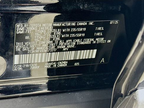 Certified 2025 Toyota RAV4 XLE Premium image 33