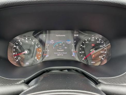 Used 2025 Jeep Compass Latitude w/ Altitude Special Edition image 3