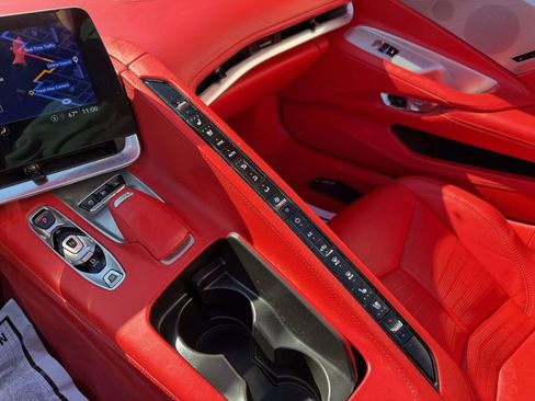 Used 2023 Chevrolet Corvette Stingray Premium Conv w/ Z51 Performance Package RWD image 23
