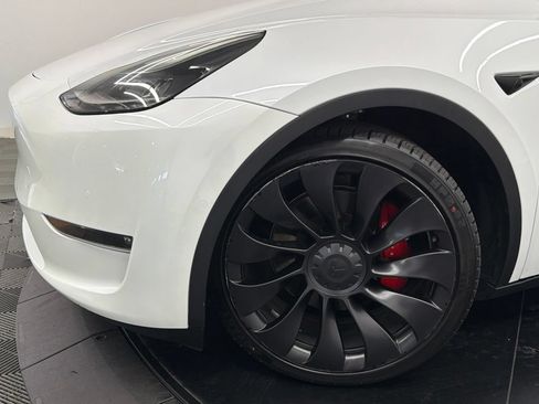 Used 2022 Tesla Model Y Performance AWD/4WD image 5