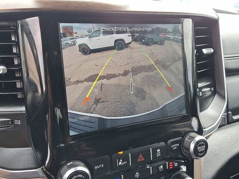 Used 2024 RAM 2500 Laramie w/ Safety Group AWD/4WD image 21
