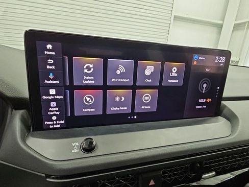 Used 2024 Honda Accord Touring image 19