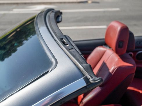 Used 2013 BMW M3 Convertible image 44