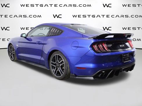 Used 2017 Ford Mustang GT image 5