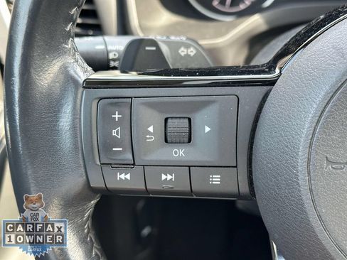 Used 2023 Nissan Rogue SL AWD/4WD image 25