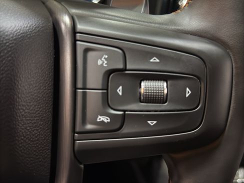 Used 2025 GMC Sierra 1500 AT4 w/ AT4 Premium Package AWD/4WD image 30