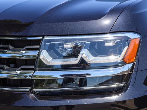 Used 2019 Volkswagen Atlas SE w/ Towing Package FWD image 11