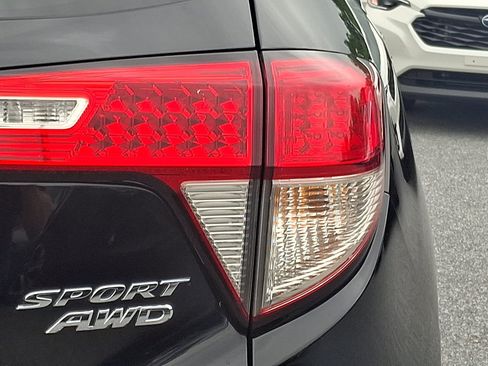 Used 2022 Honda HR-V Sport image 30