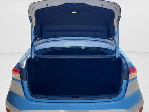 Used 2025 Toyota Corolla LE FWD image 9