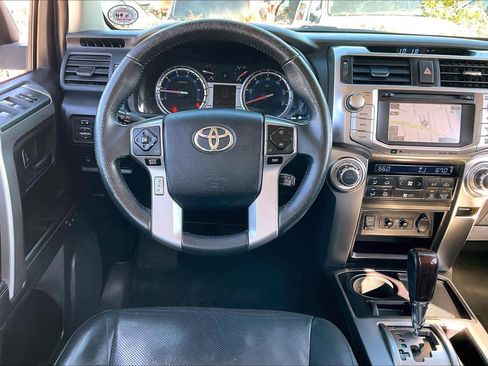 Used 2016 Toyota 4Runner Limited image 5