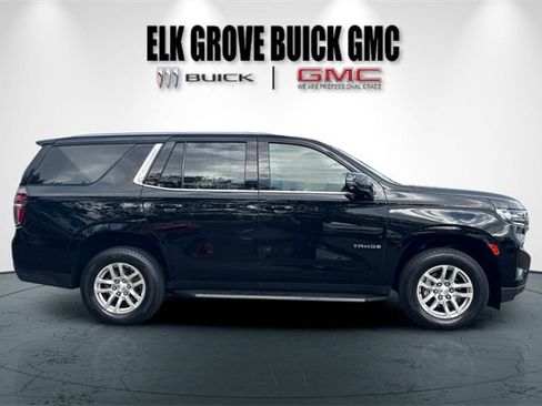 Used 2022 Chevrolet Tahoe LT w/ Luxury Package image 3