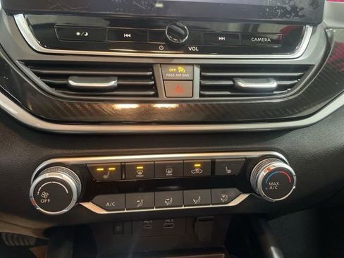 Certified 2024 Nissan Altima 2.5 SR w/ SR Premium Package image 17