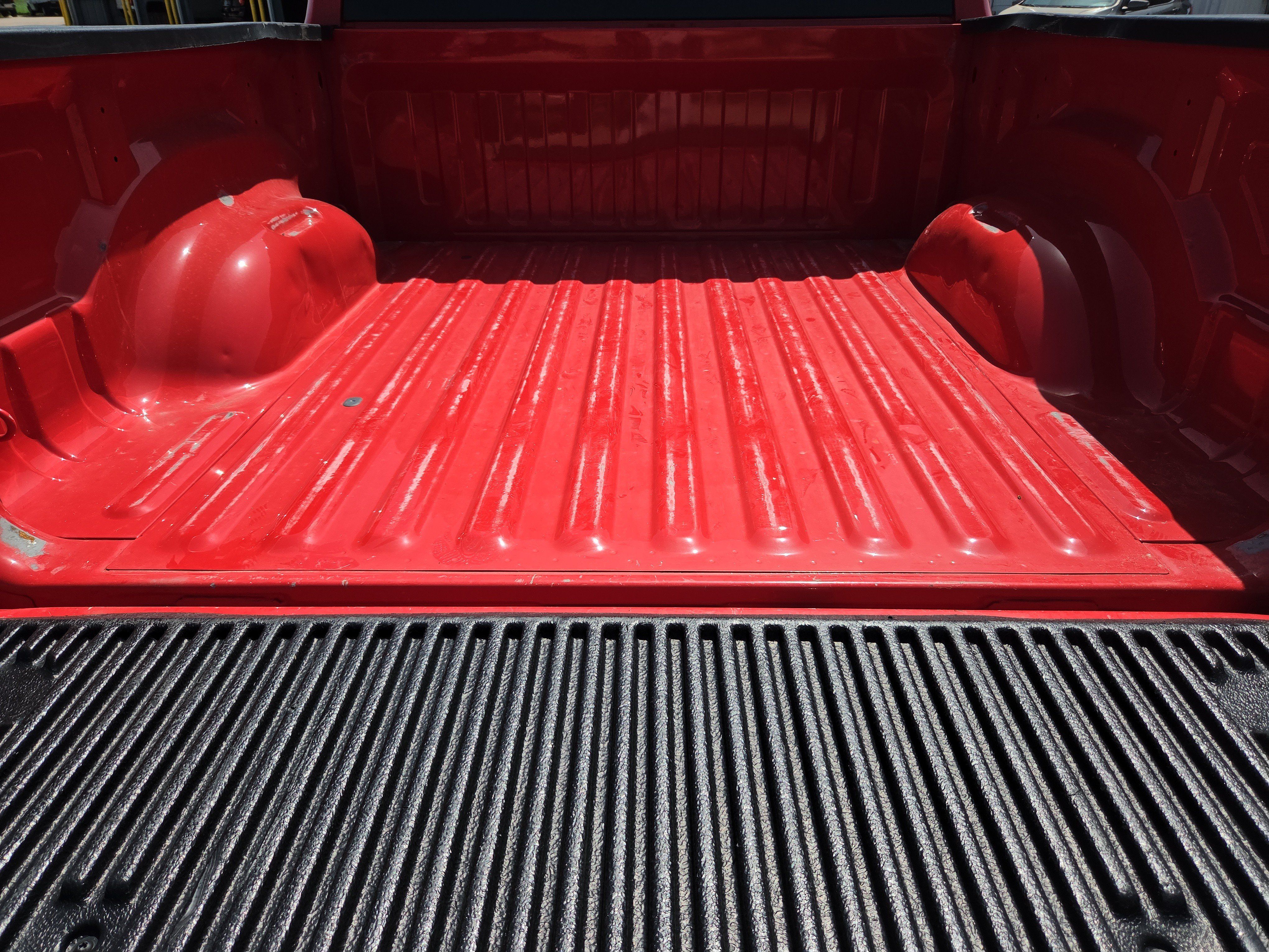 Used 2024 RAM 1500 Laramie RWD image 12