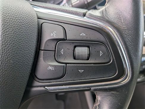 Used 2021 Buick Encore GX Select image 19