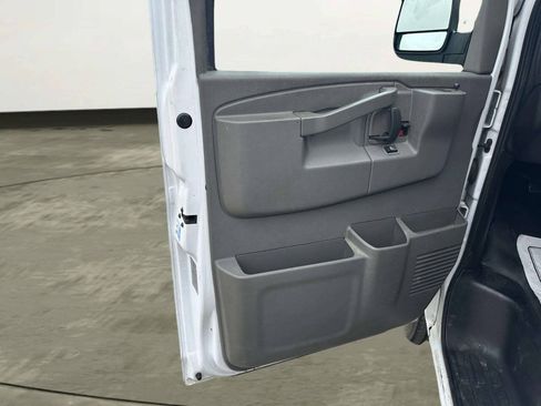 Used 2020 Chevrolet Express 2500 Extended w/ Driver Convenience Package RWD image 10