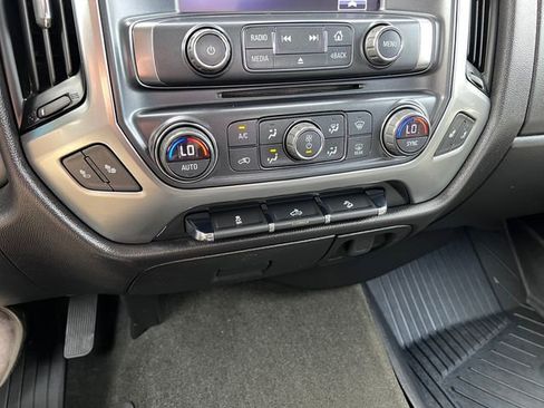 Used 2017 Chevrolet Silverado 1500 LT w/ All Star Edition AWD/4WD image 27