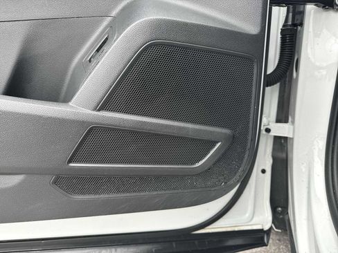 Used 2023 Volkswagen Atlas Cross Sport SEL R-Line image 30