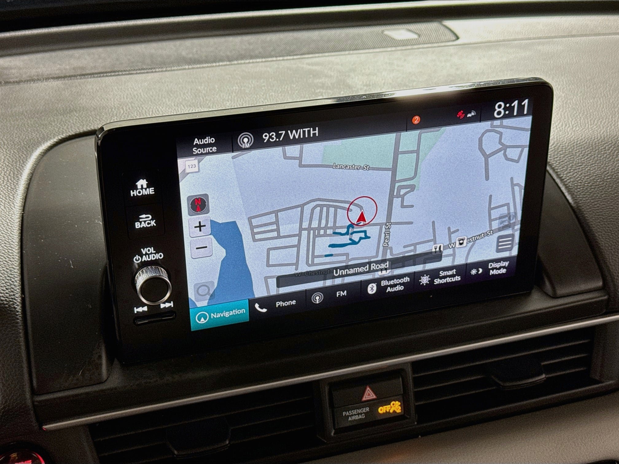 Used 2025 Honda Pilot Touring image 2