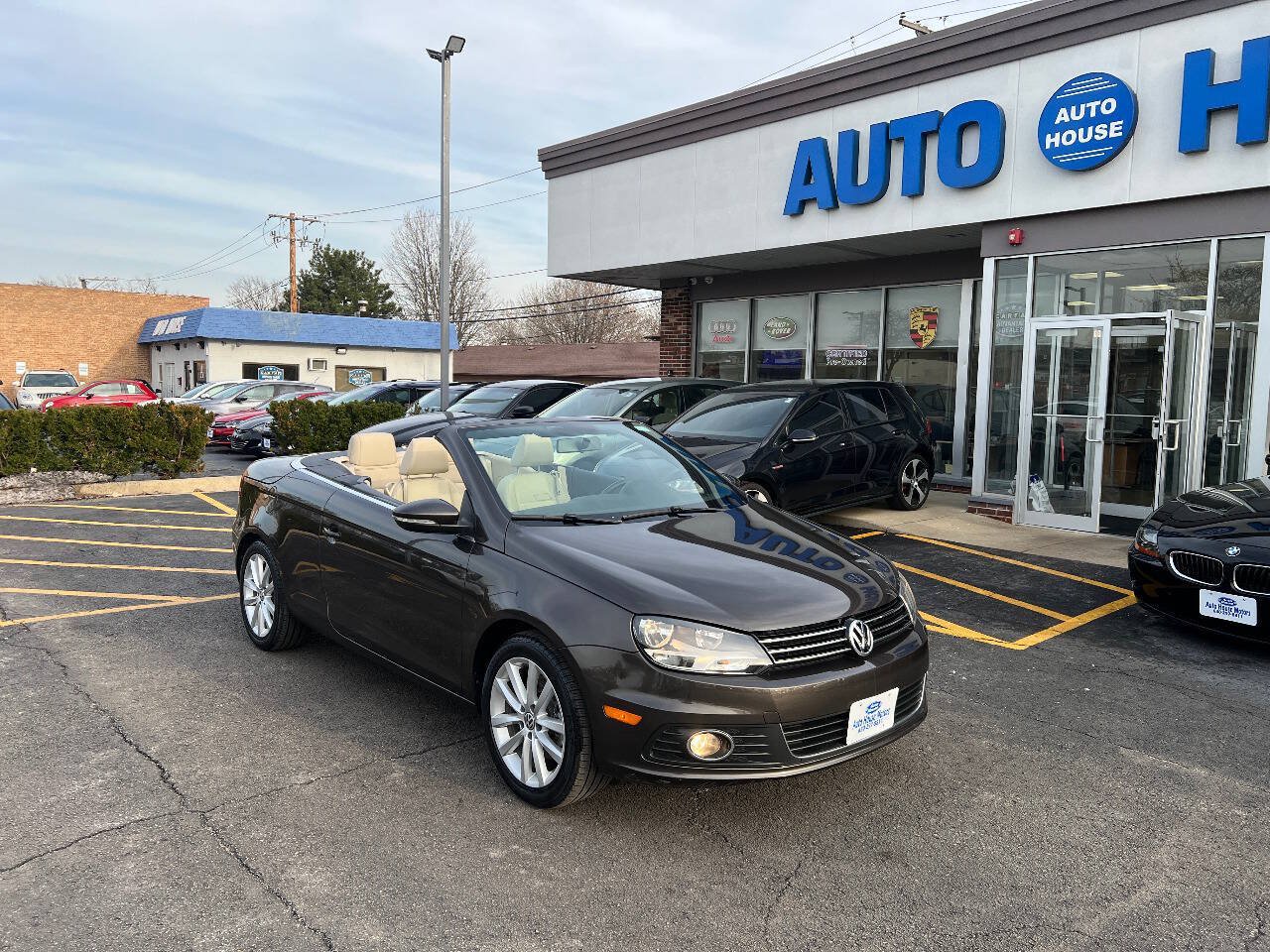 Used 2013 Volkswagen Eos Komfort FWD image 3