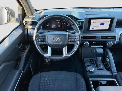 Used 2025 Toyota 4Runner SR5 image 23