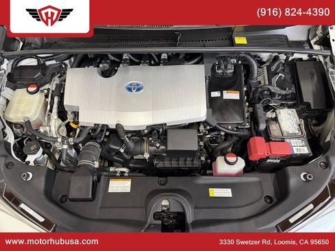 Used 2016 Toyota Prius Three image 19