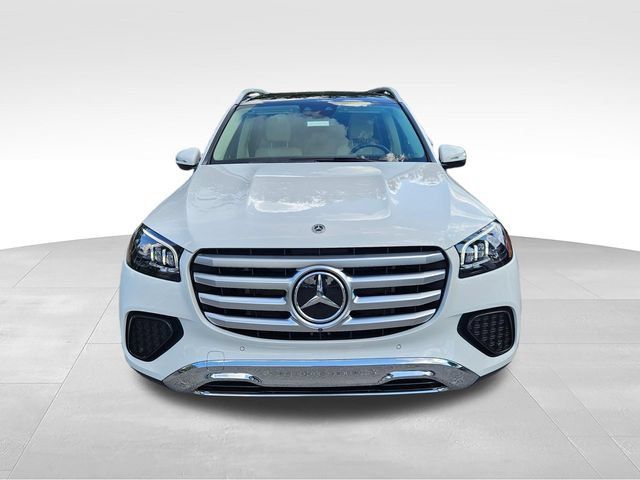 Used 2026 Mercedes-Benz GLS 450 4MATIC image 2