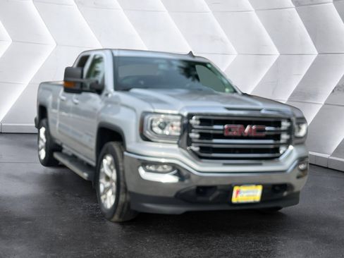 Used 2017 GMC Sierra 1500 SLT w/ SLT Premium Package image 8