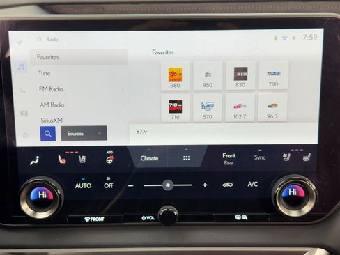 Used 2024 Lexus RX 500h F Sport w/ Convenience Package image 27